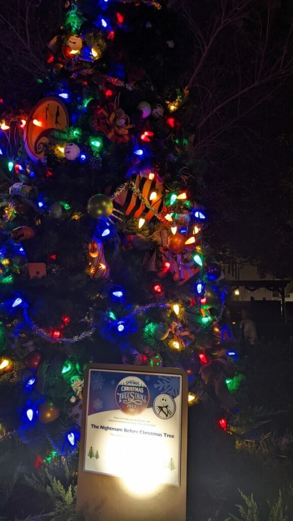 Disney Springs Christmas 2022 Guide Green Vacation Deals